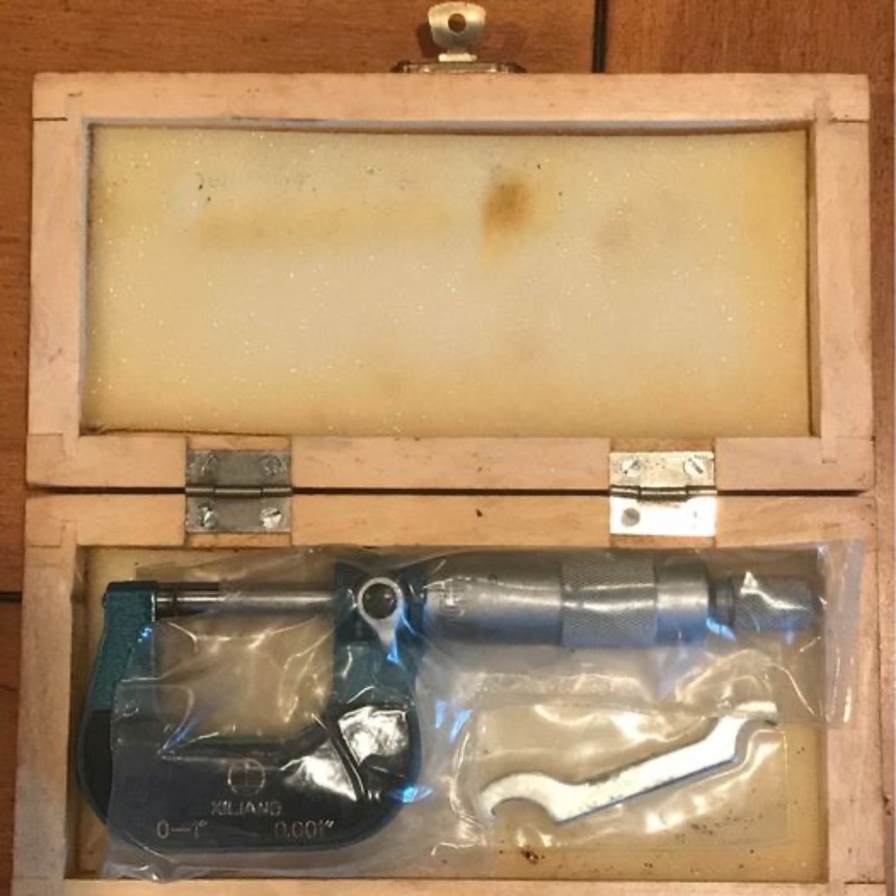 Central Forge 0-1 Micrometer Model #724 & Case